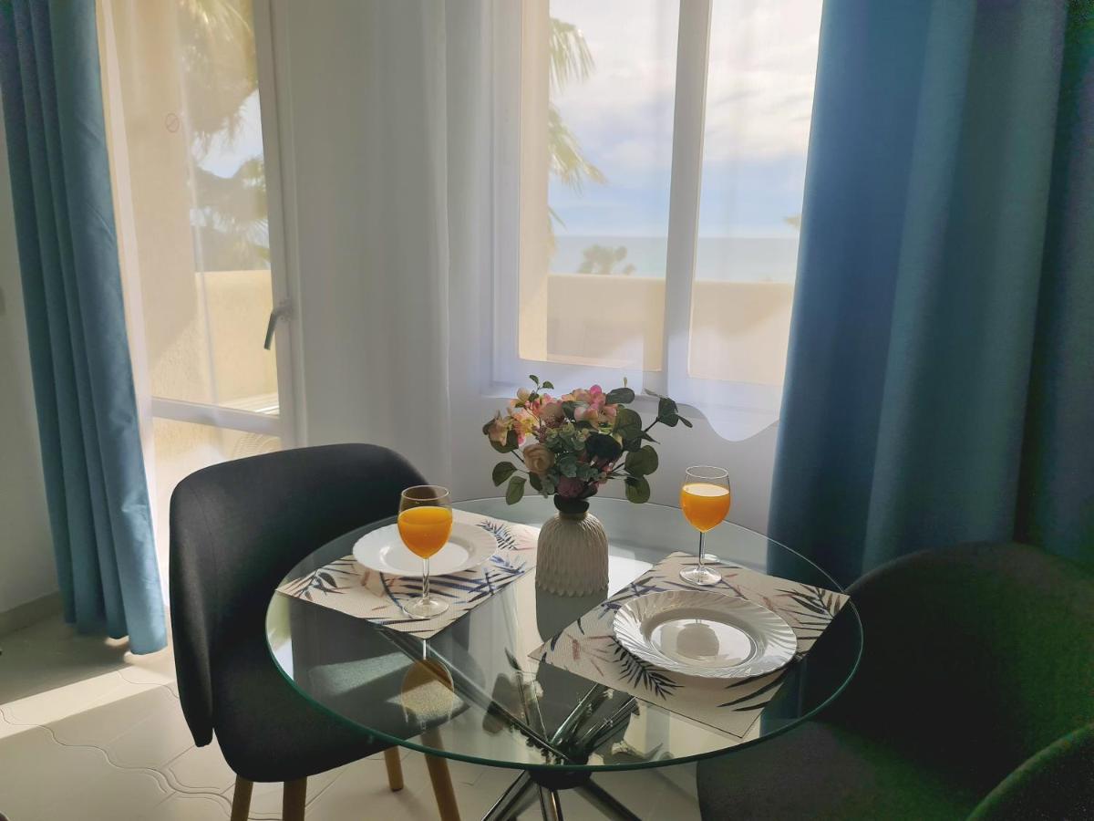Precioso Apartamento Con Piscinas Y Vistas Al Mar. Бенальмадена Экстерьер фото