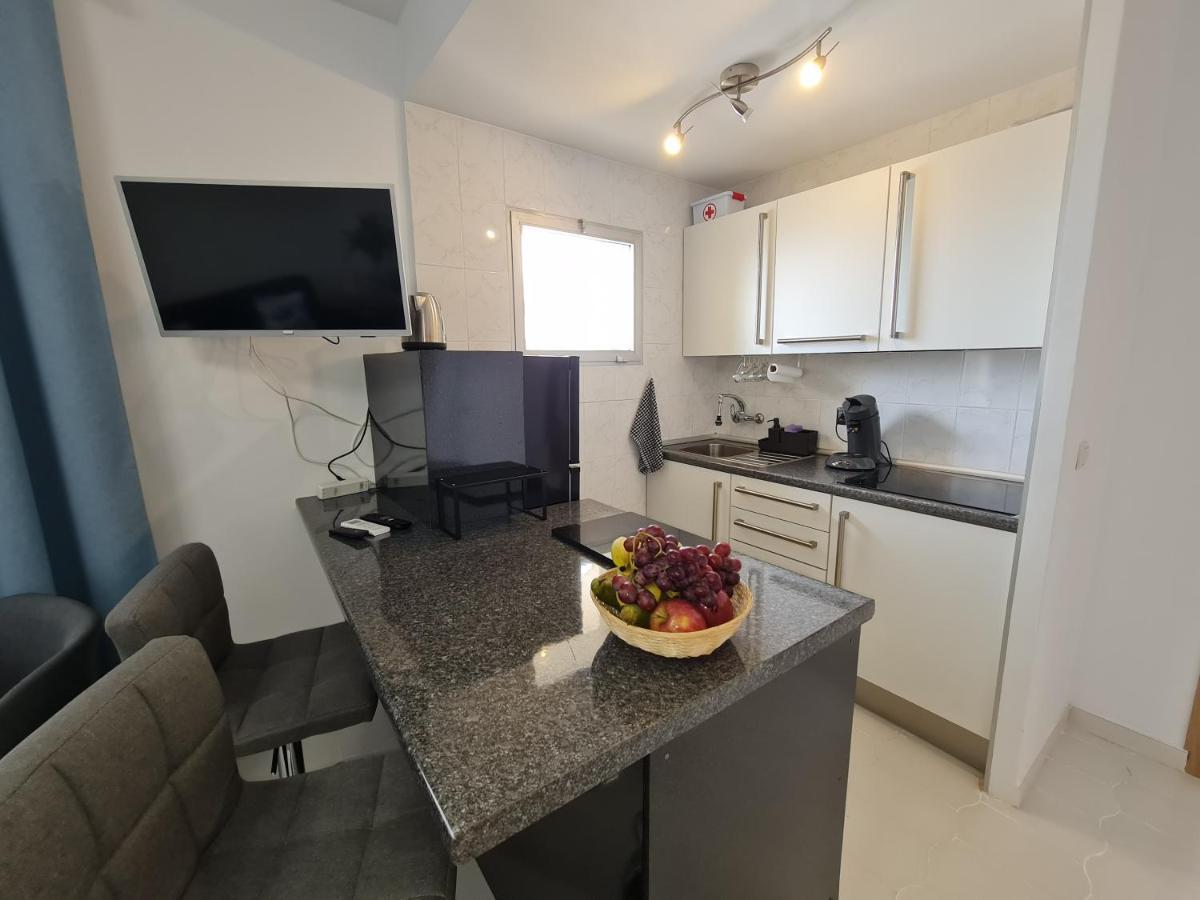 Precioso Apartamento Con Piscinas Y Vistas Al Mar. Бенальмадена Экстерьер фото